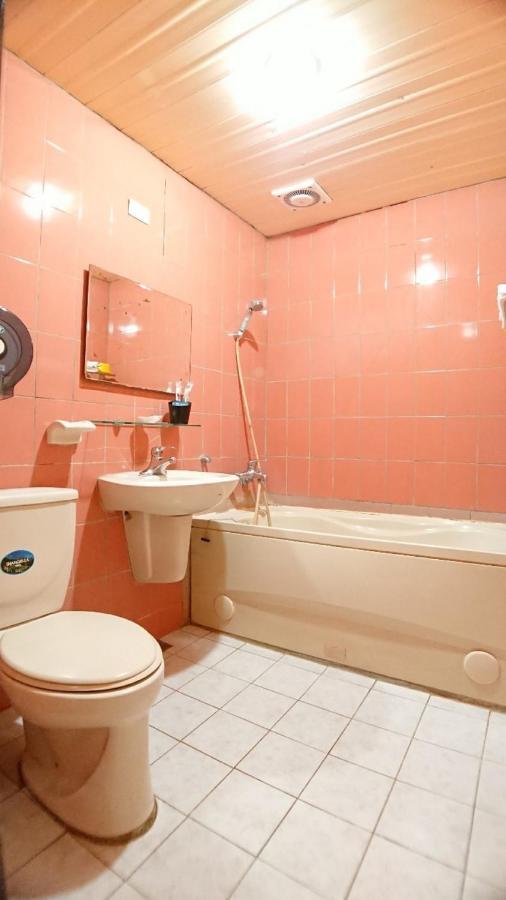 צ'יאיי סיטי Yes Hotel מראה חיצוני תמונה