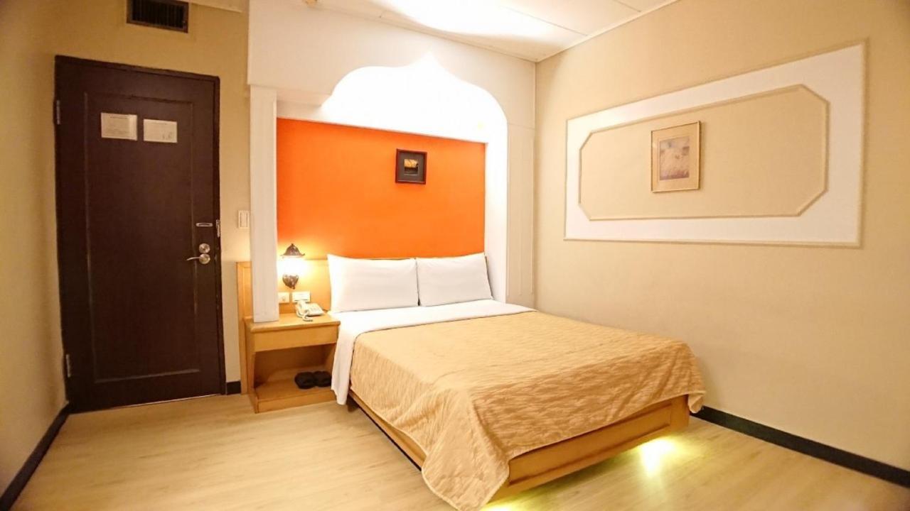 צ'יאיי סיטי Yes Hotel מראה חיצוני תמונה