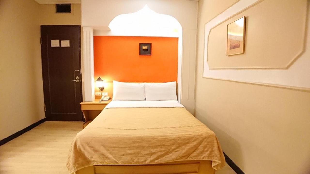 צ'יאיי סיטי Yes Hotel מראה חיצוני תמונה