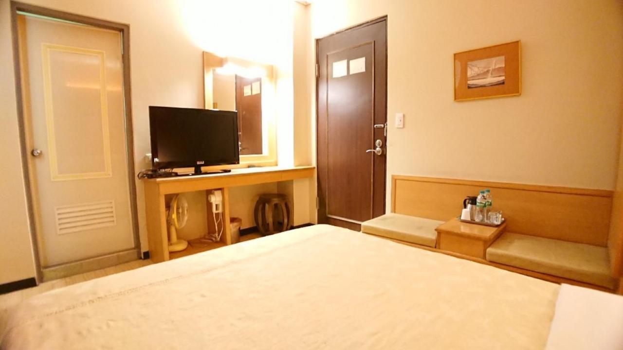 צ'יאיי סיטי Yes Hotel מראה חיצוני תמונה