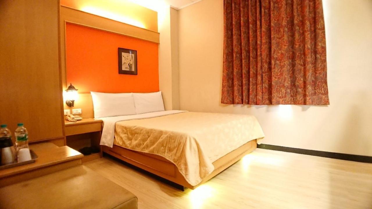 צ'יאיי סיטי Yes Hotel מראה חיצוני תמונה